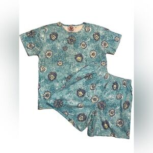 California bay company- vintage floral ocean shirt and shorts